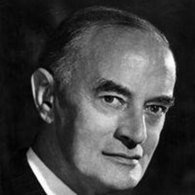 Кристофер Кельк Ингольд (Christopher Kelk Ingold) (1893 – 1970) – английский химик, один из основоположников физической органической химии, фотография из открытых источников