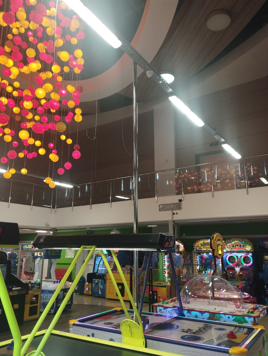 Игры на любой вкус, но глупые и короткие)