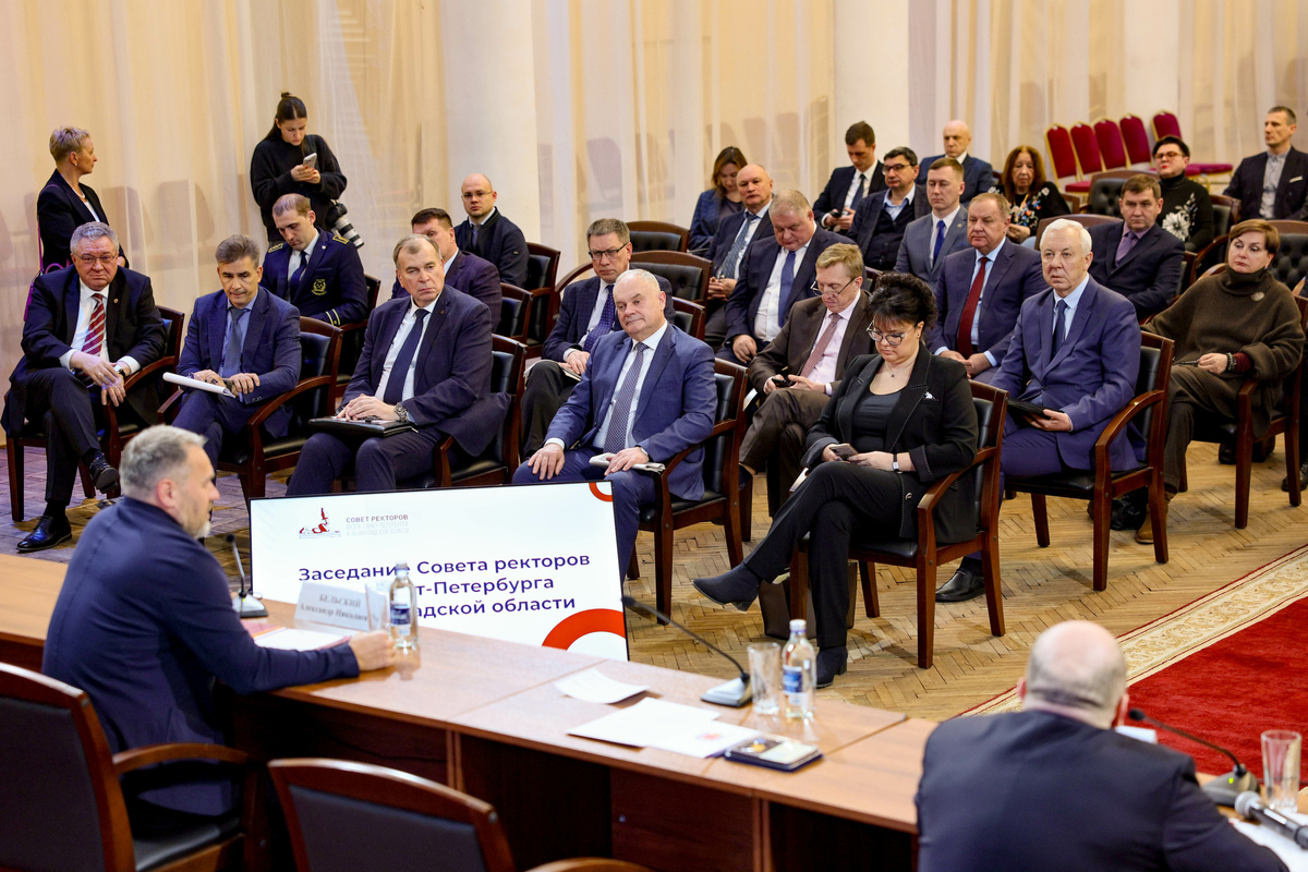    Фото: https://www.gov.spb.ru/press/governor/310898/