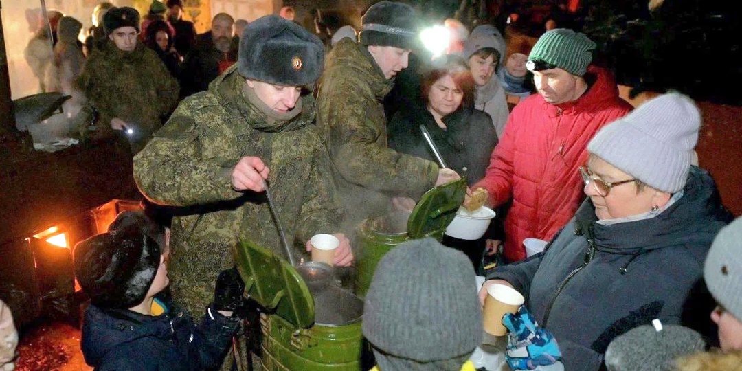 Для Бишкека Россия строит парки, а в Мурманске падают опоры от ветхости и люди мерзнут в темноте