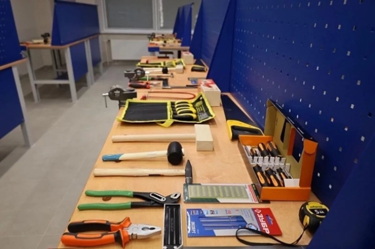    Новые кабинеты труда и ОБЖ получили 334 волгоградские школы