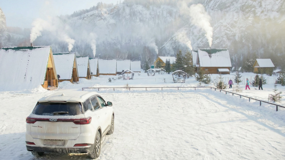 Холодильник ZUGEL ZCR33: чем хорош этот 33-литровый помощник для семейных поездок на машине