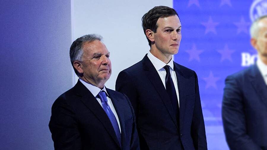    Фото: REUTERS/Denis Balibouse