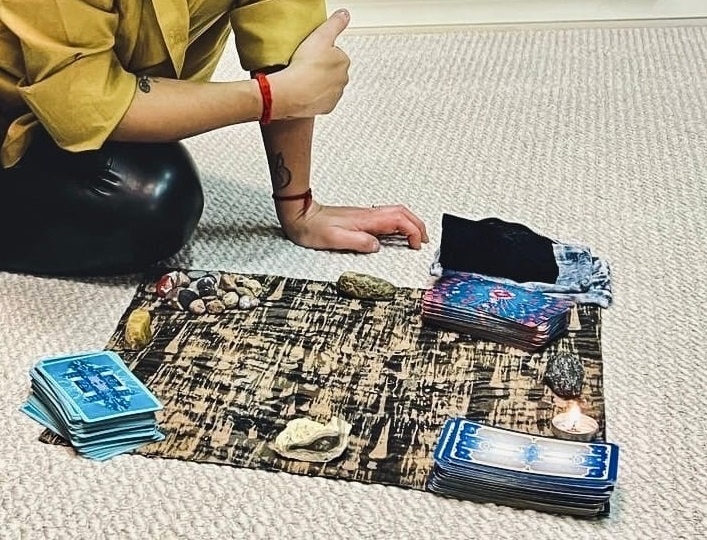 2022 год. Я на личной консультации слушаю клиента.