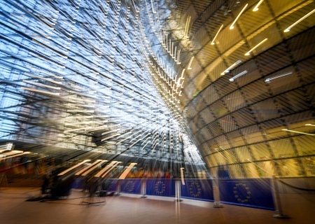    Ненадёжные стены украинской «крепости». Способна ли Европа дать Киеву гарантии безопасности без США?