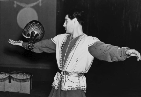 Хосров Абдуллаев в начале циркового пути, фото https://www.ruscircus.ru/