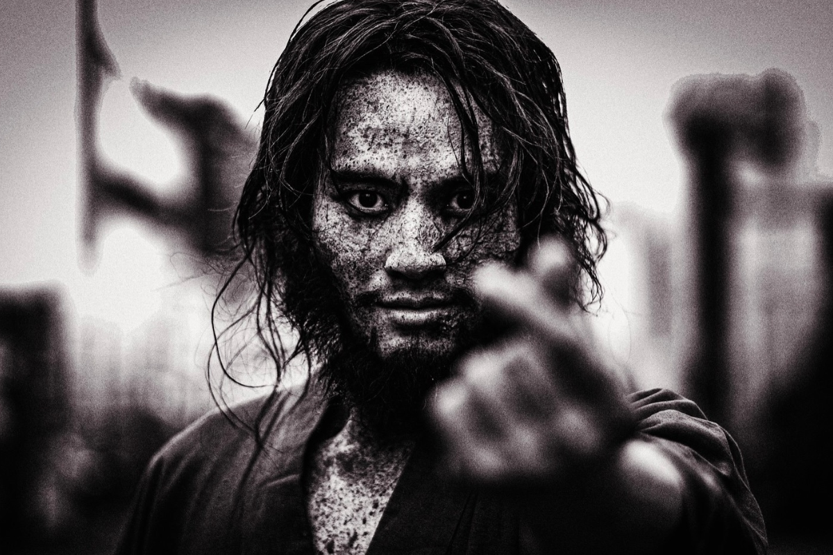 Мидзуками Коси - а у Сато есть конкурент по "а пошли вы" сердечкам)))