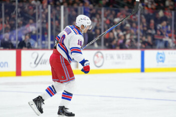 NHL Trade Talk о разгорающейся борьбе за Панарина: ясно одно - он усилит любого фаворита