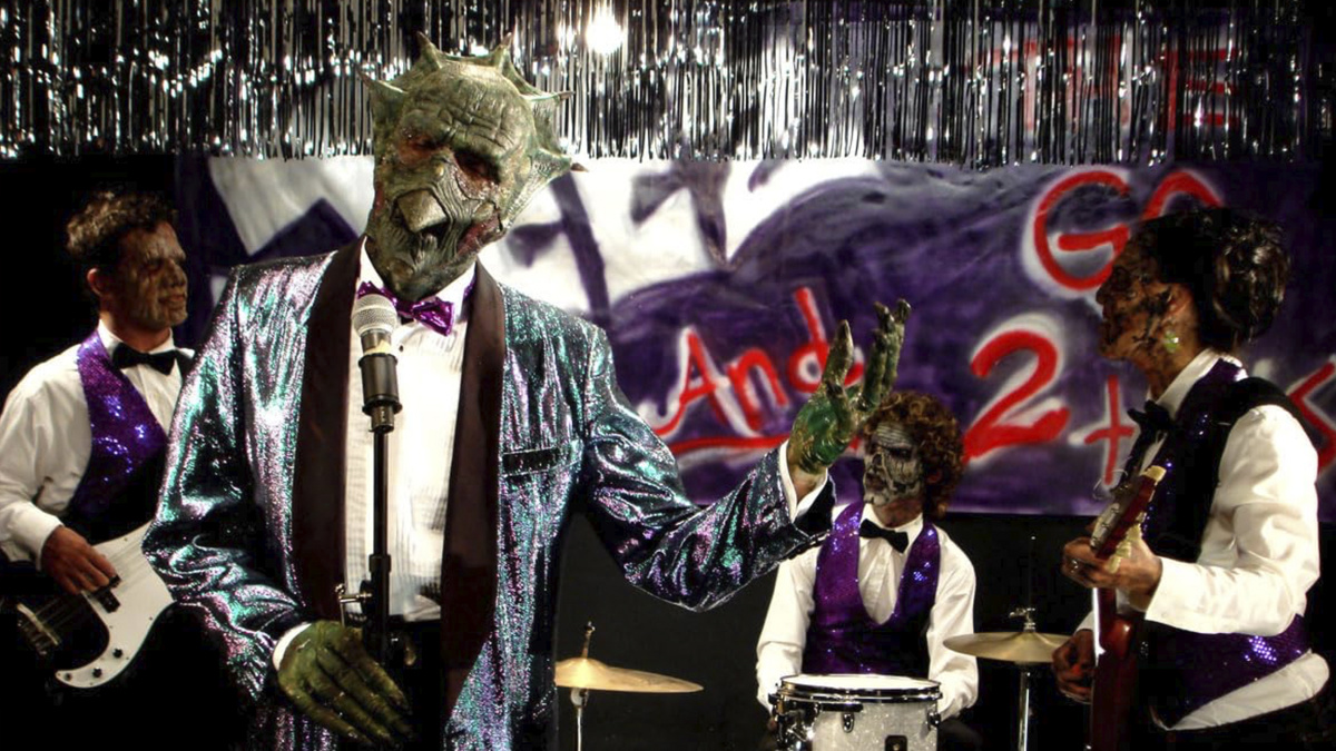 Кадр из фильма "Ло"