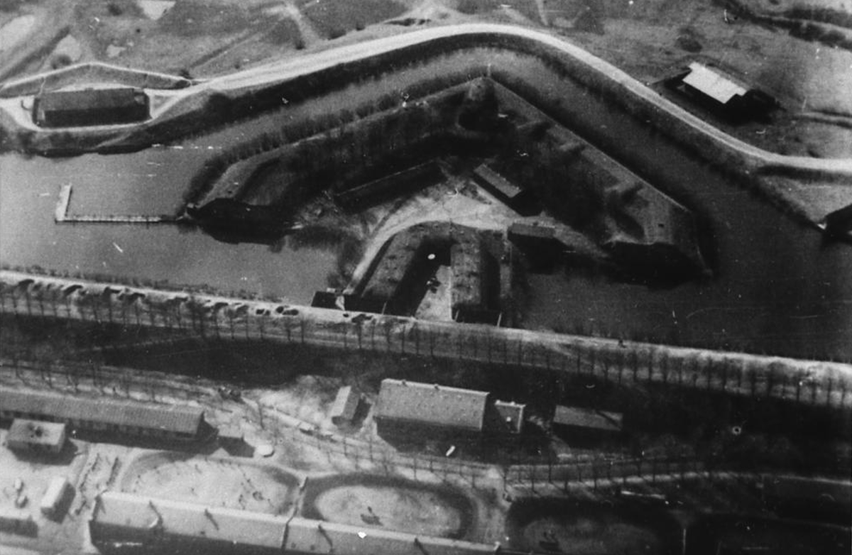 Равелин Хаберберг архивное фото.