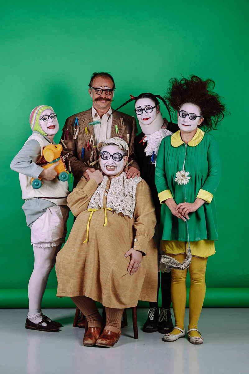 Фотосессия к спектаклю СемьяНЬЮки