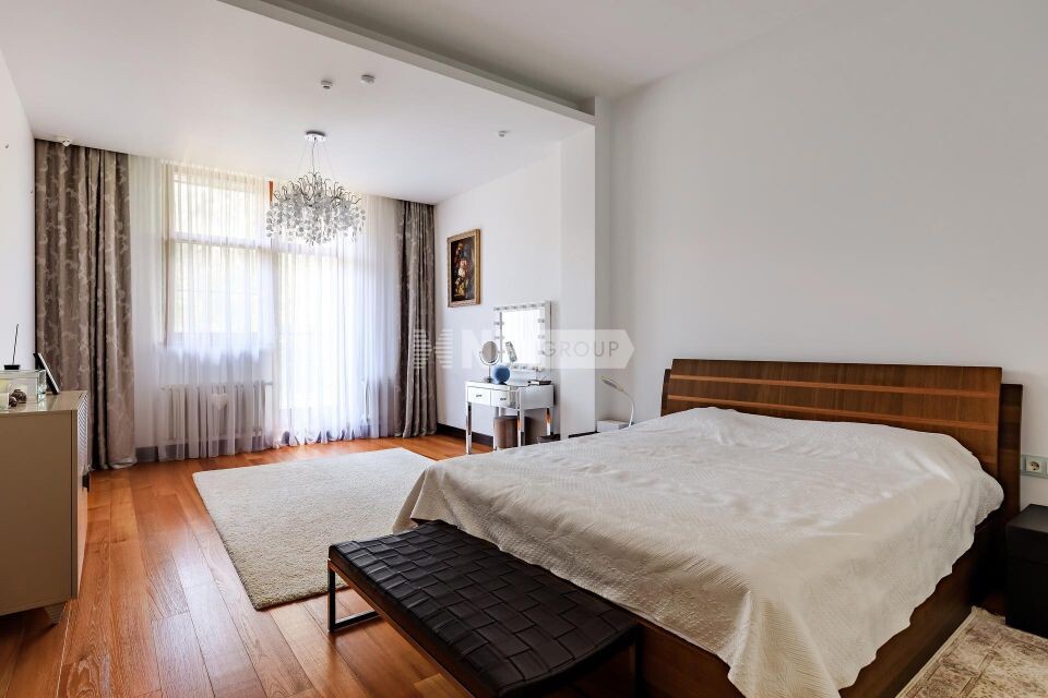    Григорий Лепс продает особняк в Подмосковье. Источник: NF Group