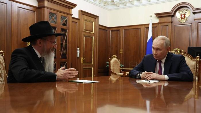 Обложка © Kremlin.ru