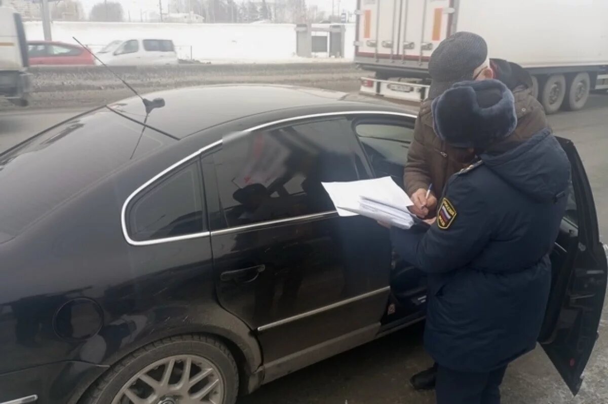    В Новосибирске злостный должник возмутился после списания 30 тысяч