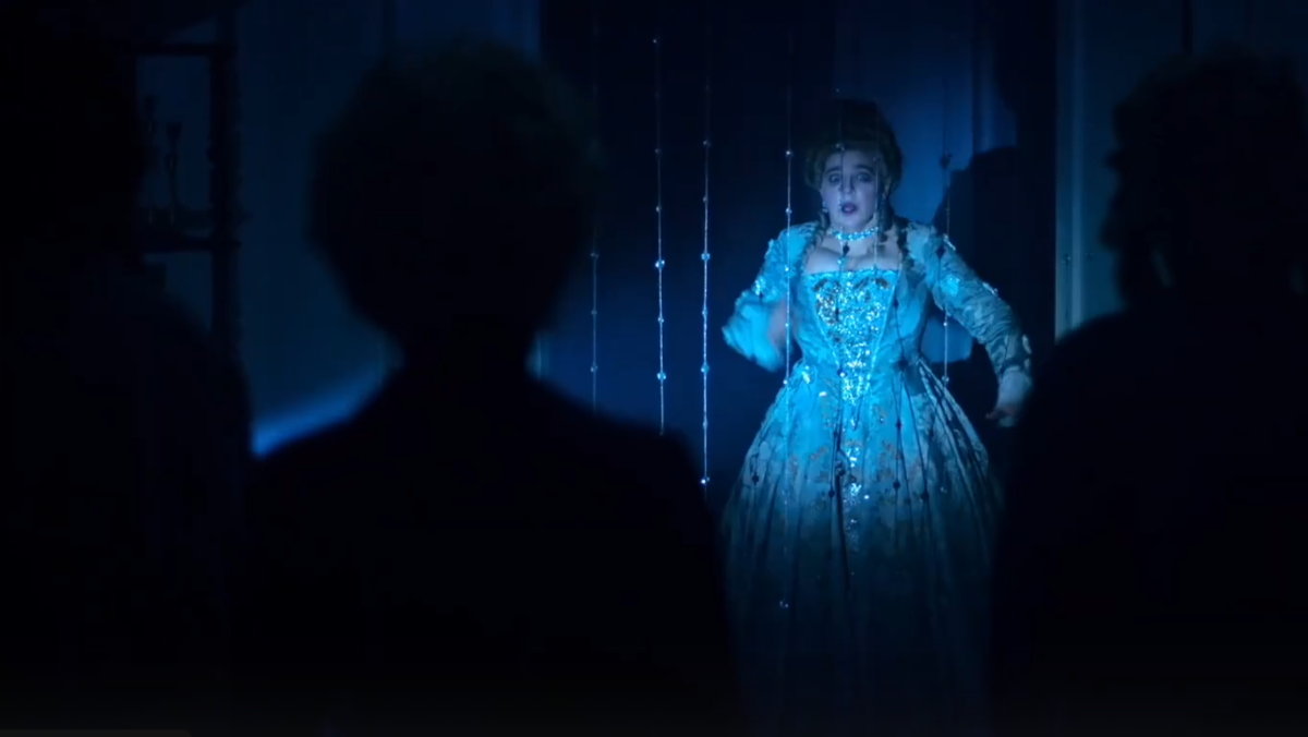 Кадр из фильма «Шальная императрица»