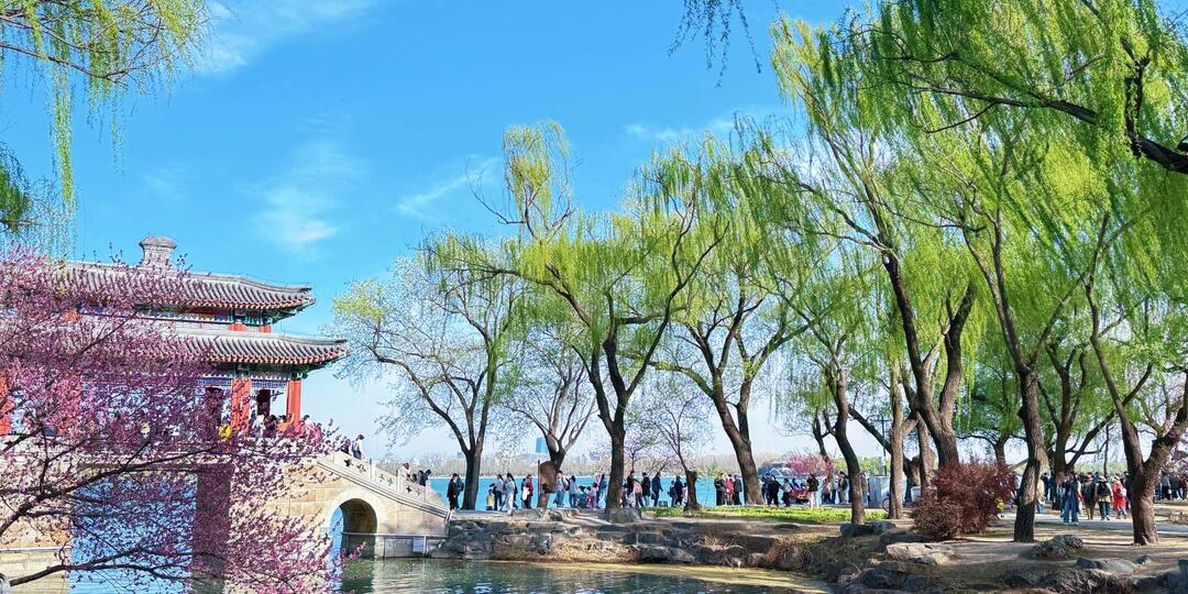 Куда поехать в Китае в апреле?
