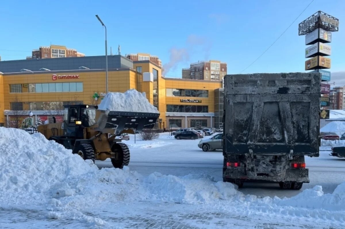    С улиц Тюмени за зиму вывезли 1,7 млн кубометров снега