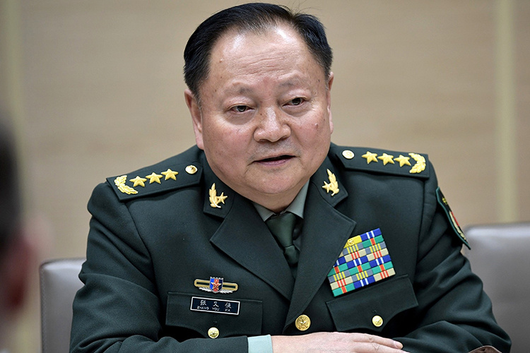    «Пока известно, что, вероятно, через своего сына Чжан Юся получал серьезные взятки и осуществлял непрозрачные тендеры на закупку военной техники».   
Фото: © Kremlin Pool / ZUMAPRESS.com / www.globallookpress.com