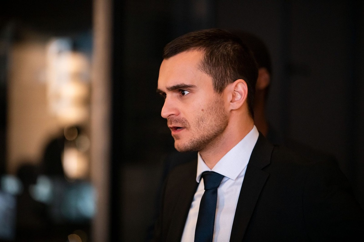 Сотрудник ЦРУ, который все это замутил