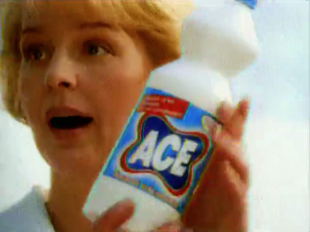    Реклама отбеливателя "Ас"