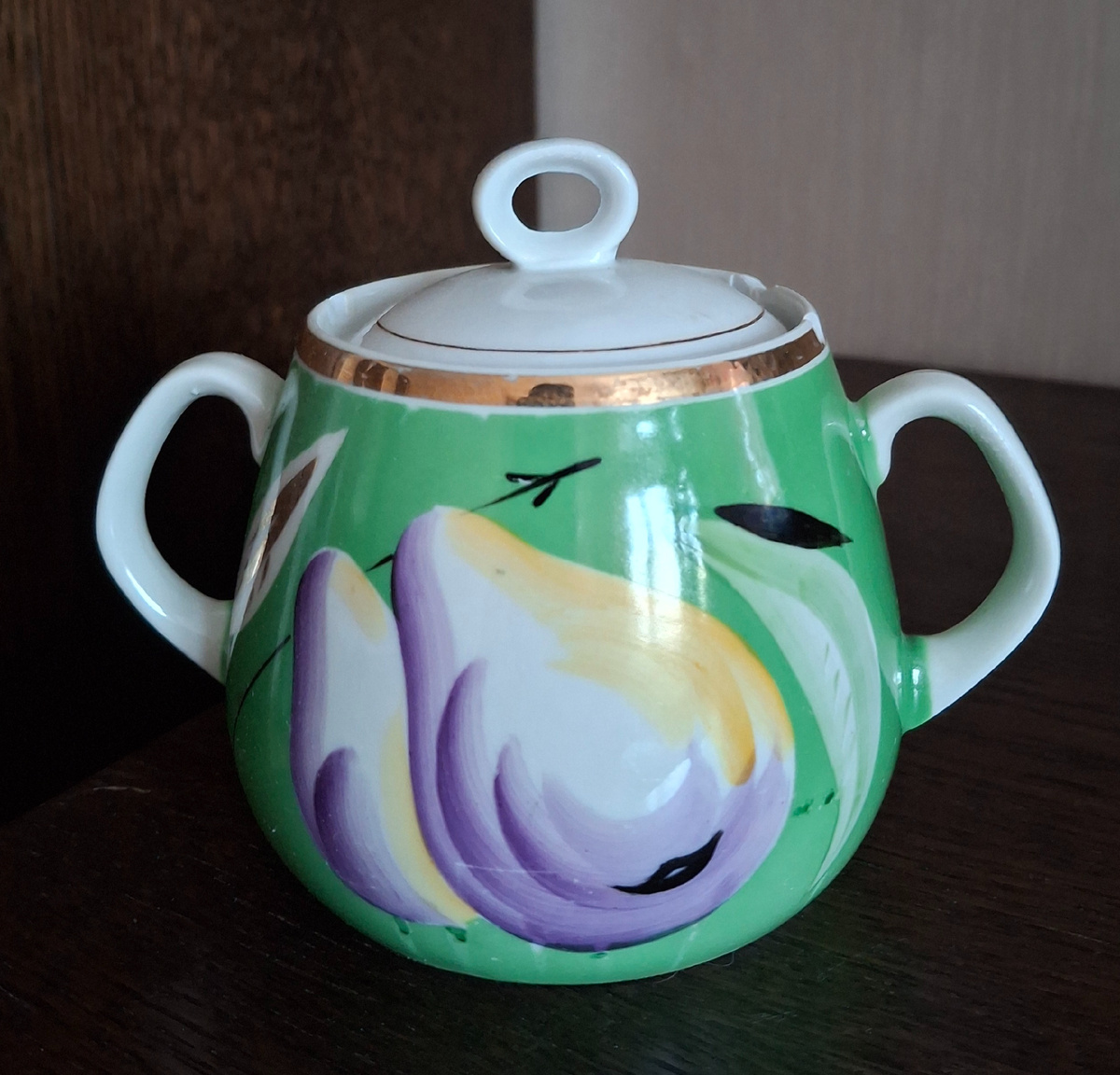 Фото автора. Вот такая сочная груша!