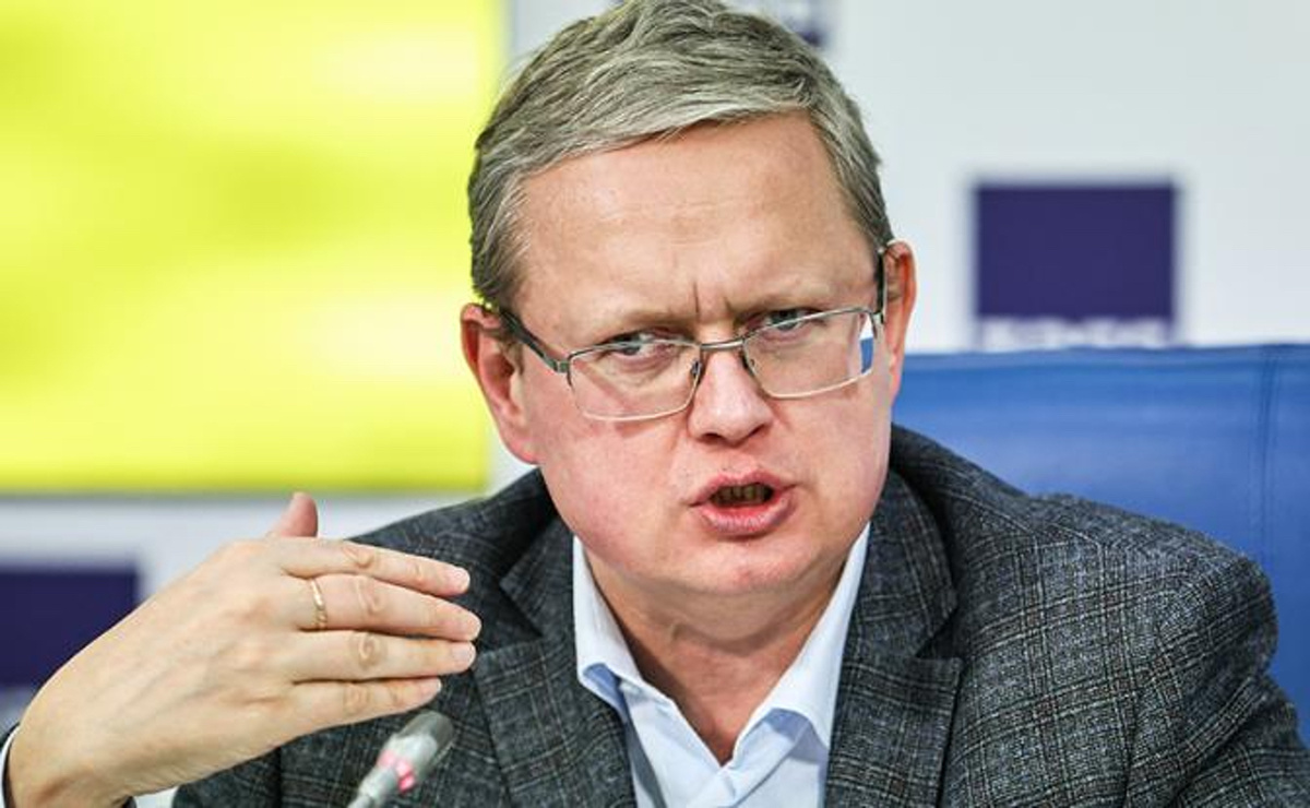 Почему рубль укрепляют: причины официальные и не очень