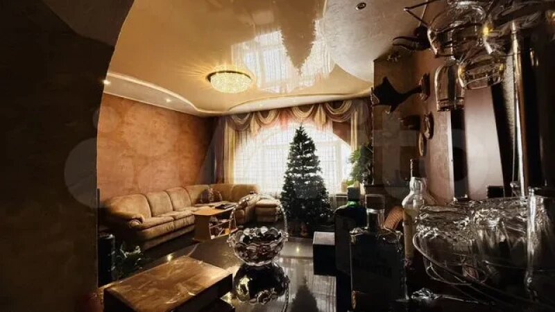     В Барнауле продают четырехкомнатную квартиру. «Авито»