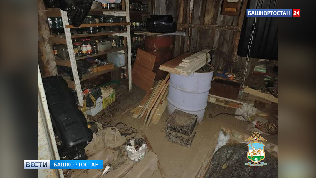    В Башкортостане двое мужчин задержаны за хранение и сбыт взрывчатки и синтетических наркотиков