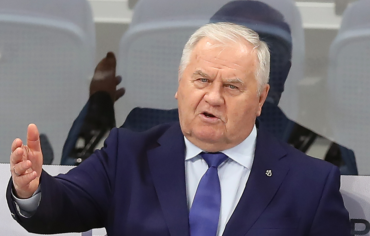    Тренер "Сочи" Владимир Крикунов  Сергей Савостьянов/ТАСС