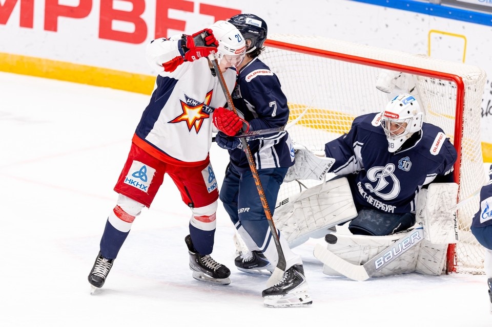    «Ижсталь» обыграла «Динамо СПб» в выездном матче в Санкт-Петербурге. Фото: ХК «Ижсталь»