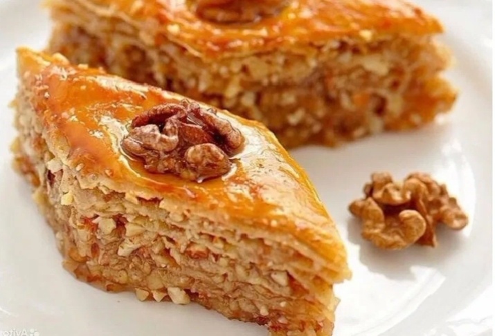 Домашняя волшебная пахлава: слоеное совершенство с орехами и медом
