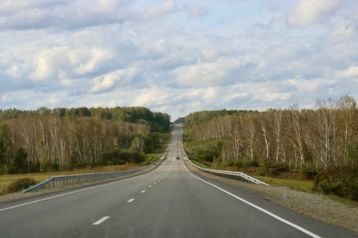 Дорога в сторону Горного Алтая в сентябре