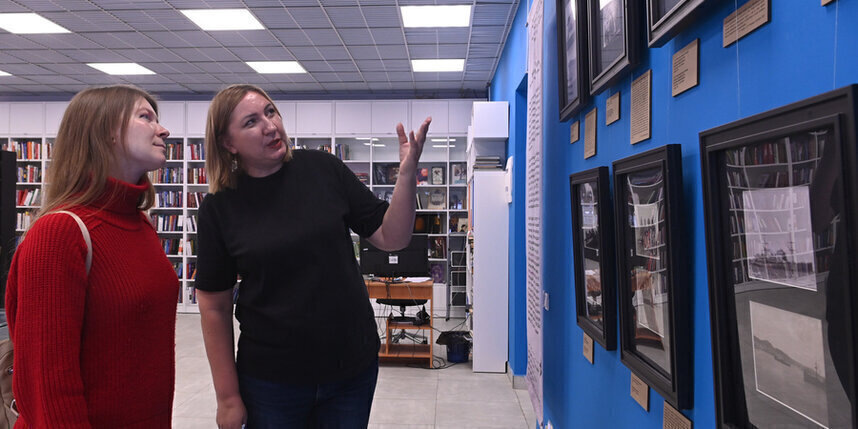    Выставка открывается в зале библиотеки им. ЧеховаИгорь Акимов