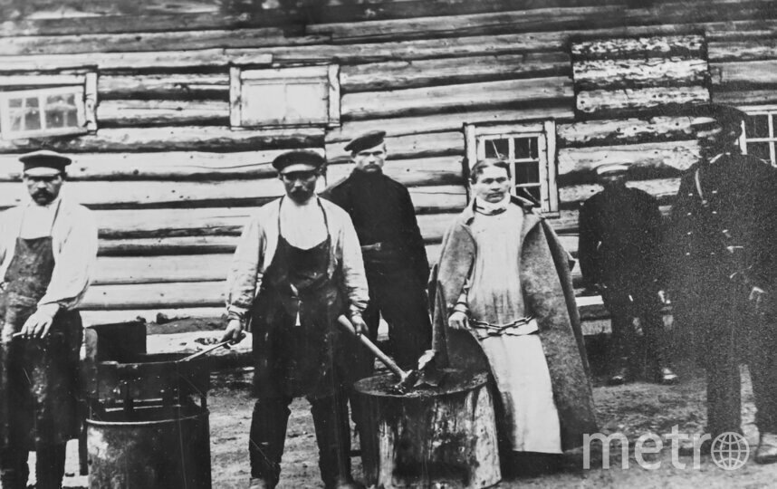    Сонька Золотая Ручка (третья справа) в кандалах. С ней Антон Павлович встретился лично в камереИгорь Акимов