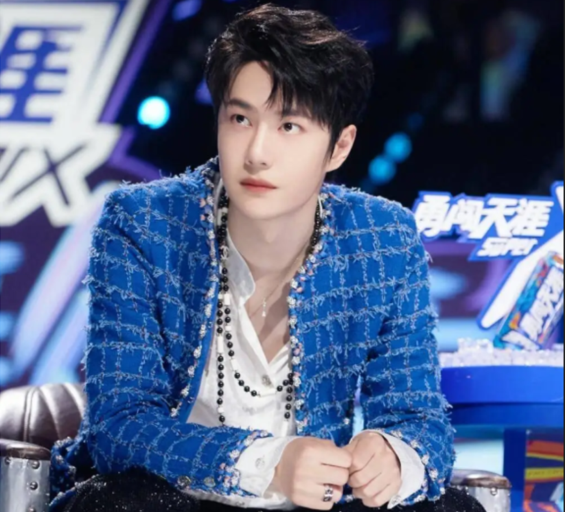 Китайский артист Ван Ибо.