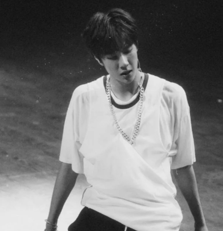 Китайский артист Ван Ибо.