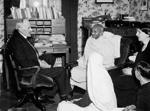 Ромен Роллан и Махатма Ганди, источник Яндекс картинки