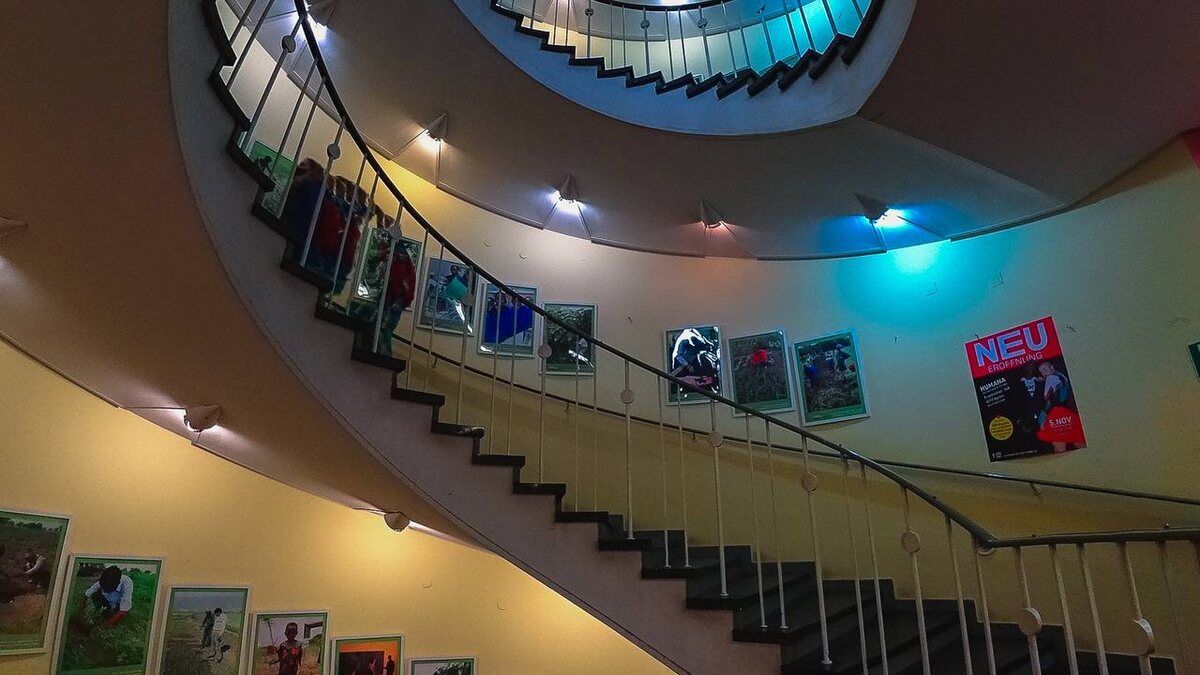 “The Ben Snyder’s Department Store or Humana?” by Felipe Tofani, CC BY-SA 2.0