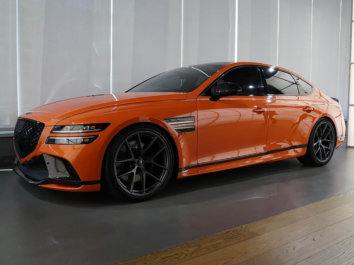 Genesis G80 Magma Special