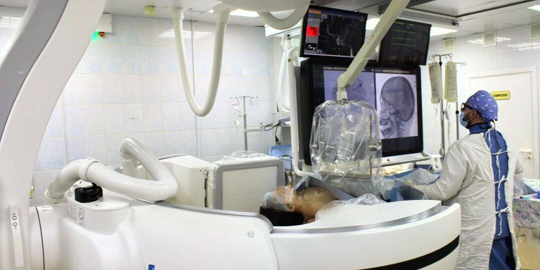 Сургутские врачи спасли 15-летнего подростка, которому угрожал геморрагический инсульт