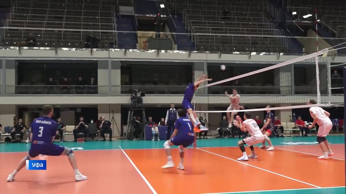    Уфимский волейбольный клуб «Динамо-Урал» уступил «Оренбуржью»