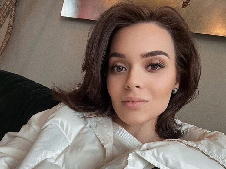     Аделина Сотникова: соцсети