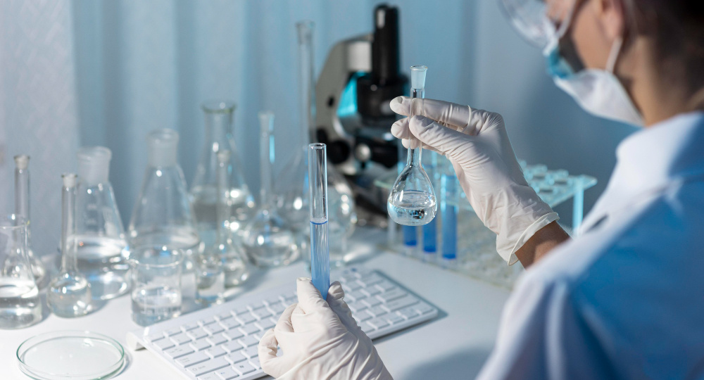 Ученые НГУ нашли способ «консервировать» парниковые газы в старых скважинах