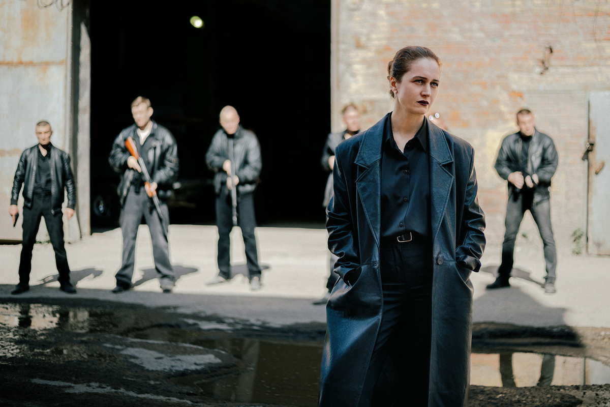    Виктория Исакова на съёмках сериала «Дети перемен»