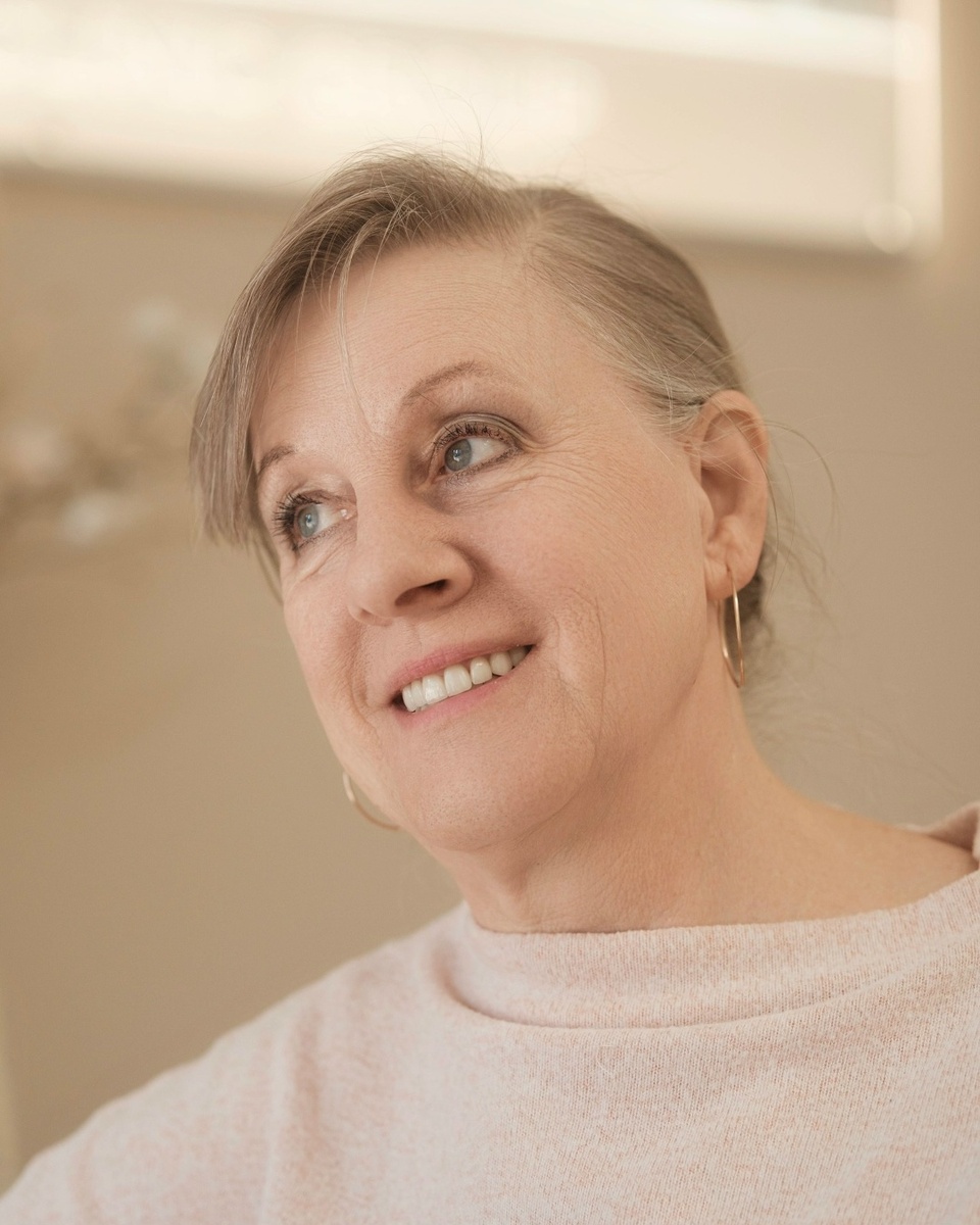 Портрет пациентки после восстановления улыбки