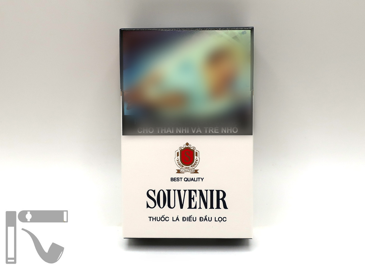 Сигареты Souvenir. Фото: © канал "Уголок Курильщика"
