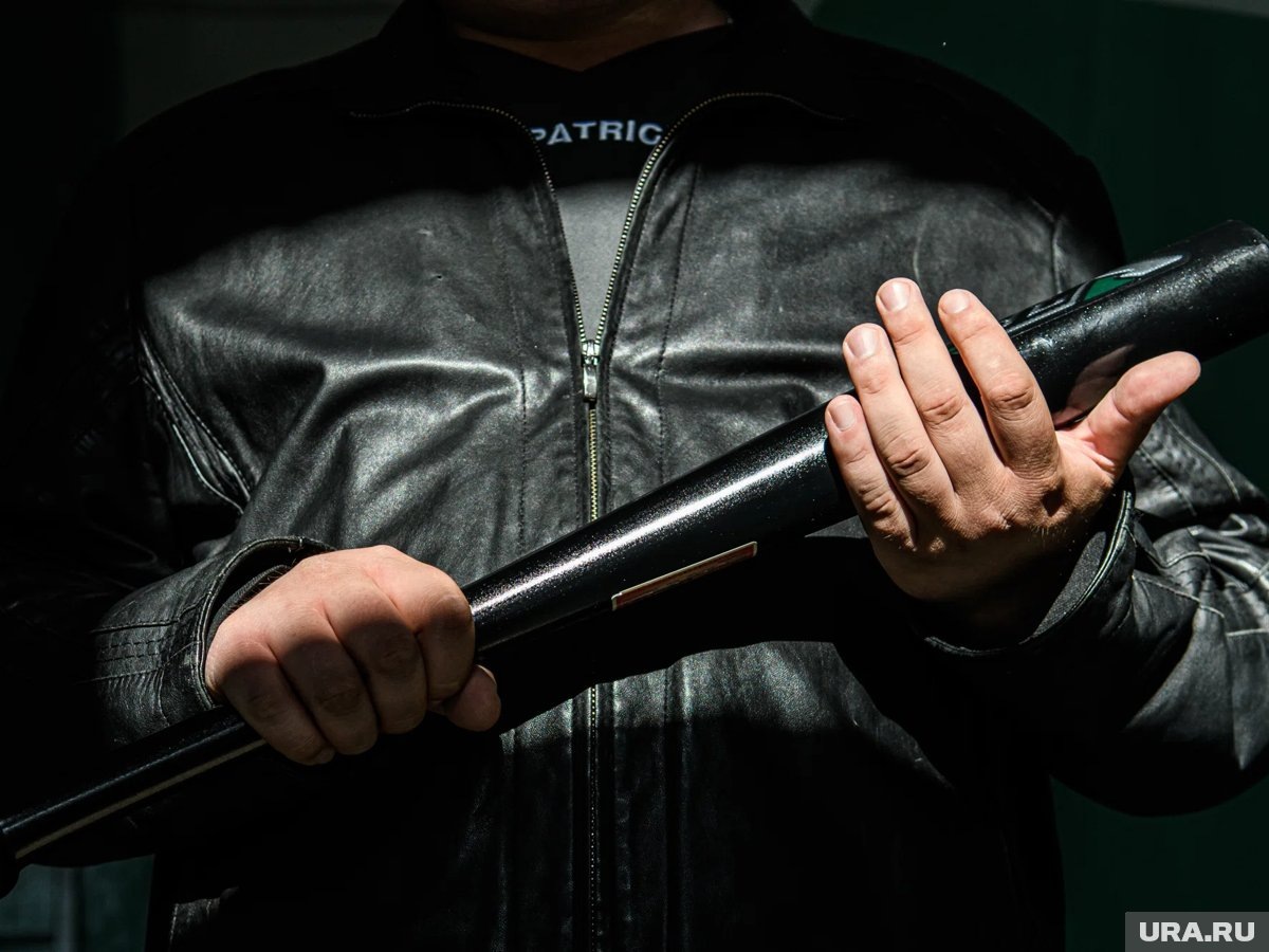     На Виктора Шнайдера напали неизвестные в Верхней Пышме