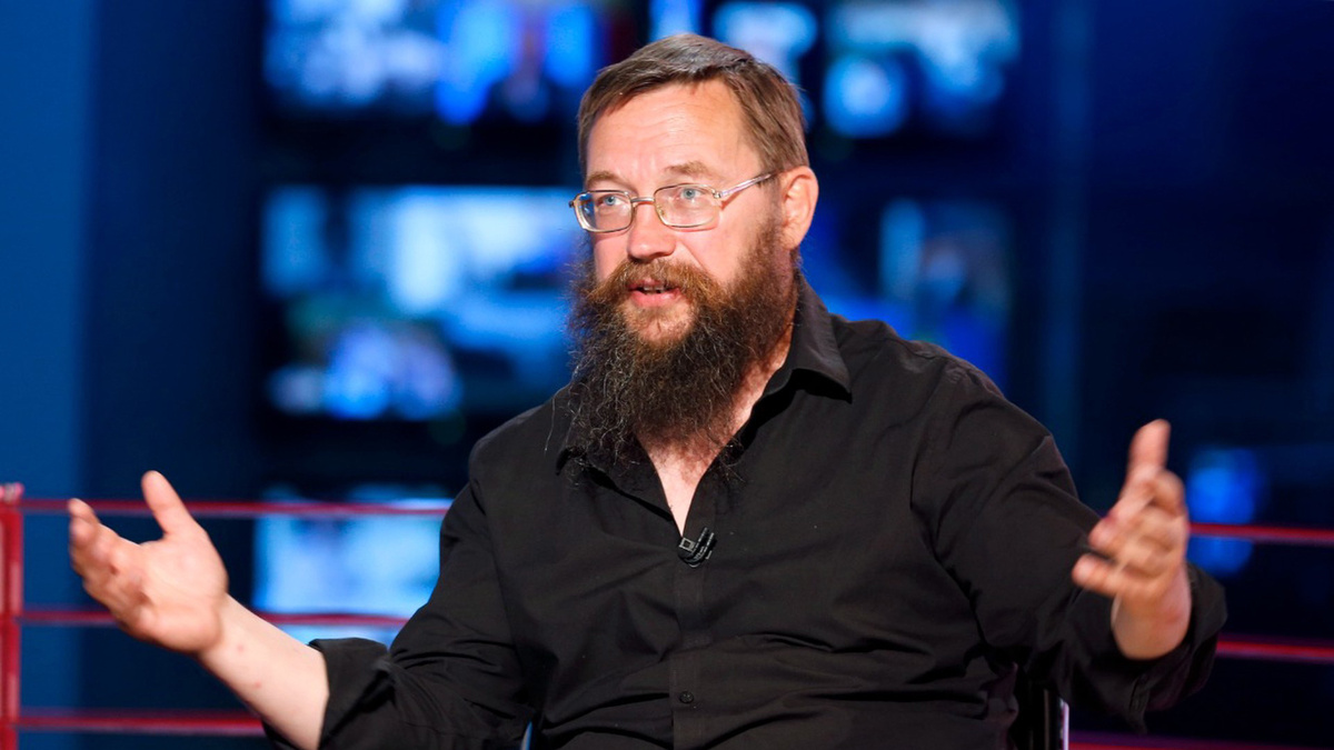 Герман Львович Стерлигов — российский предприниматель, менеджер. Известен как один из соучредителей первой в России товарной биржи «Алиса».