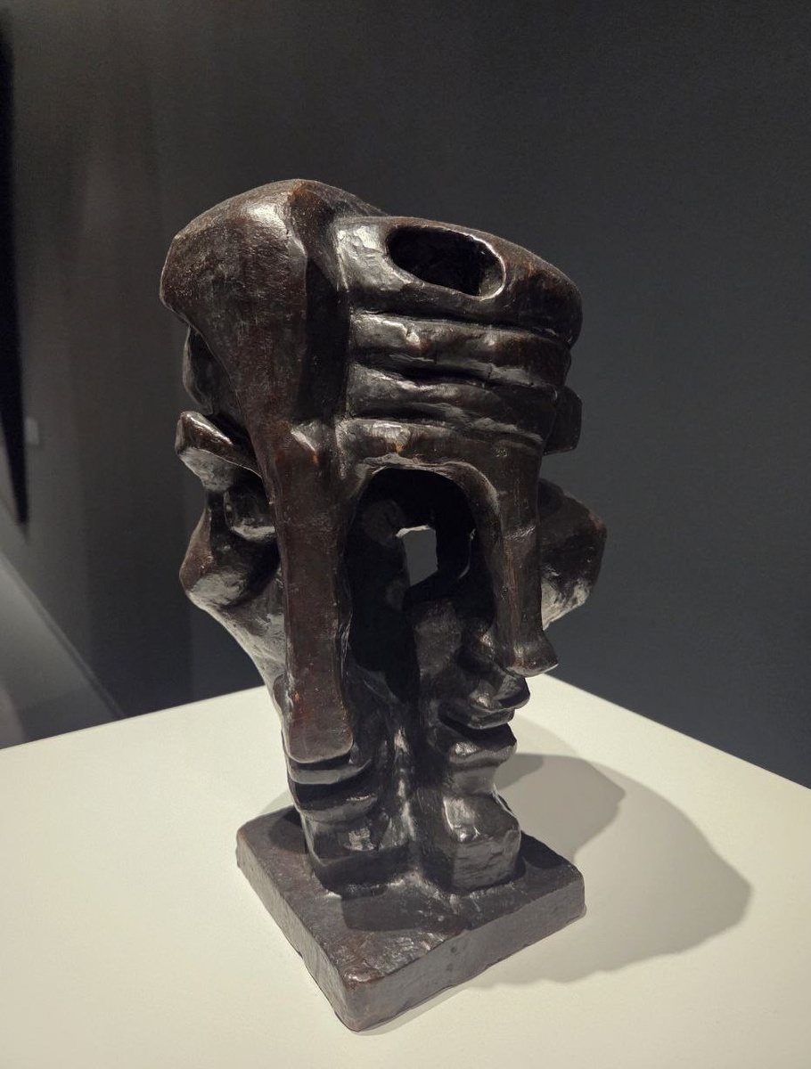 Double face (Два лица) 1962 бронза