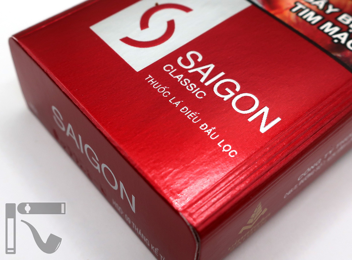 Сигареты Saigon Red. Фото: © канал "Уголок Курильщика"